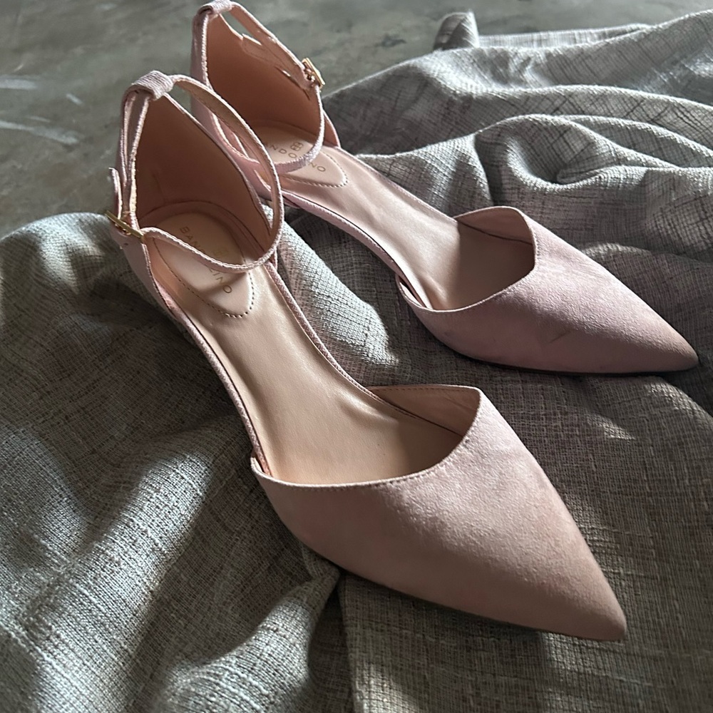 Bandolino Pale Pink Suede Women's Pumps with Ankle Strap